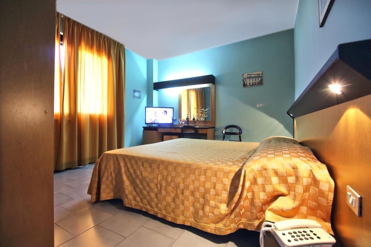 Green Sporting Club Hotel อาลเกโร ห้อง รูปภาพ
