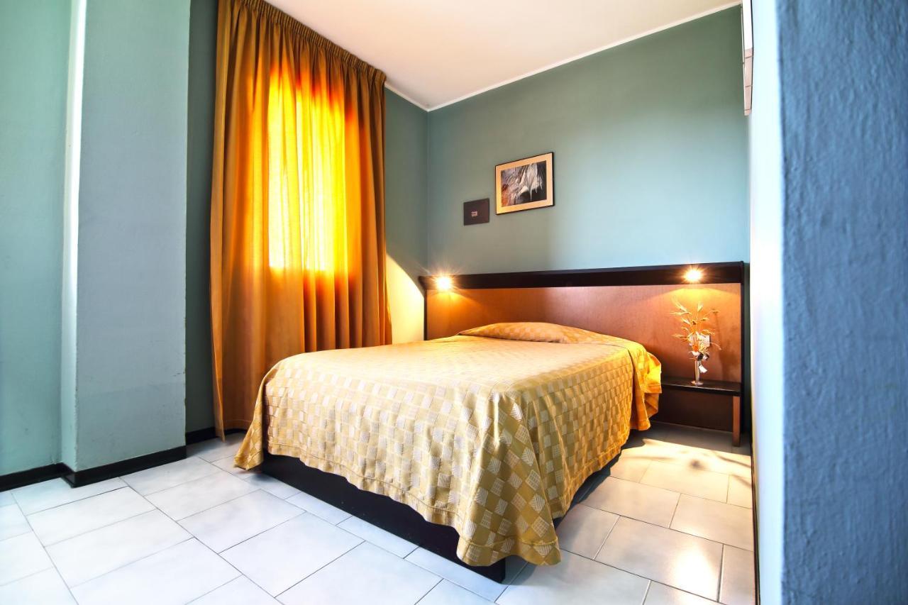 Green Sporting Club Hotel อาลเกโร ห้อง รูปภาพ